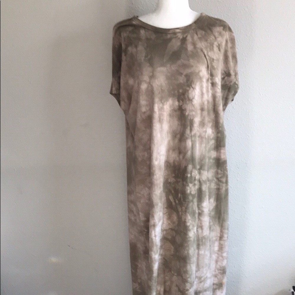 LuLaRoe NWOT Maria Dress